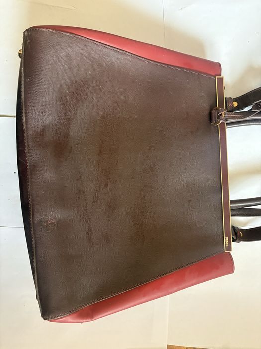 Маркова дамска чанта Fendi