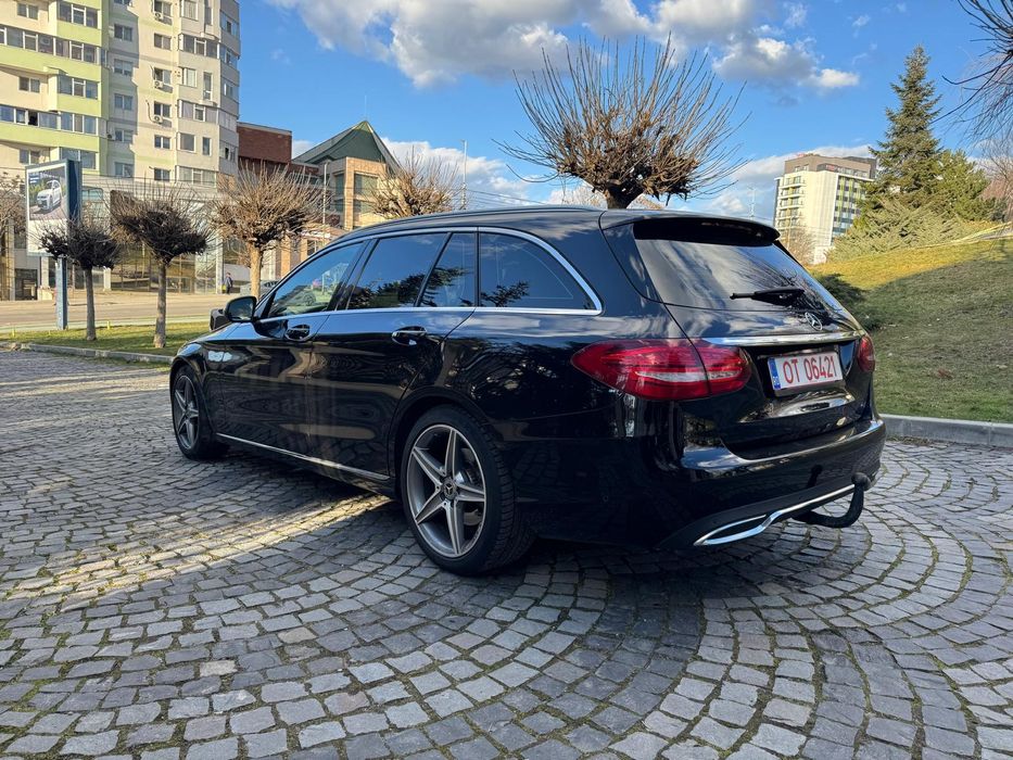 Mercedes-Benzina C180 2016