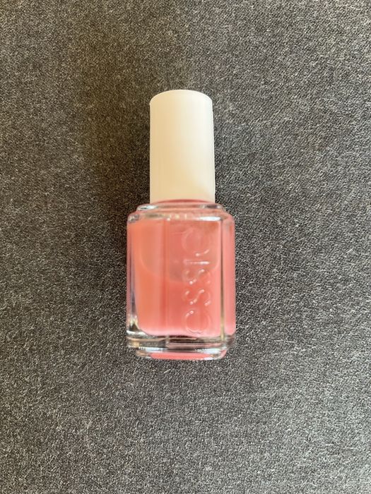 8 бр. CND vinylux лакове - ползвани много малко