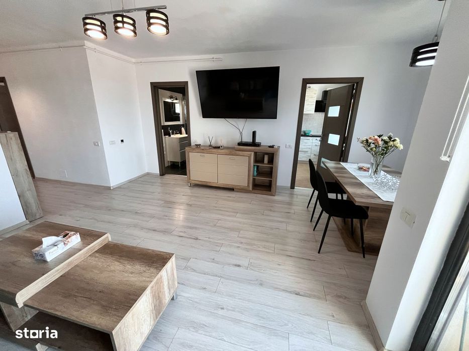 Apartament cu 3 camere la prima închiriere și parcare subterană