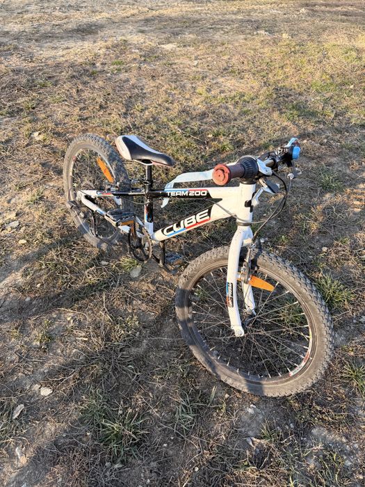 Bicicleta copii cube