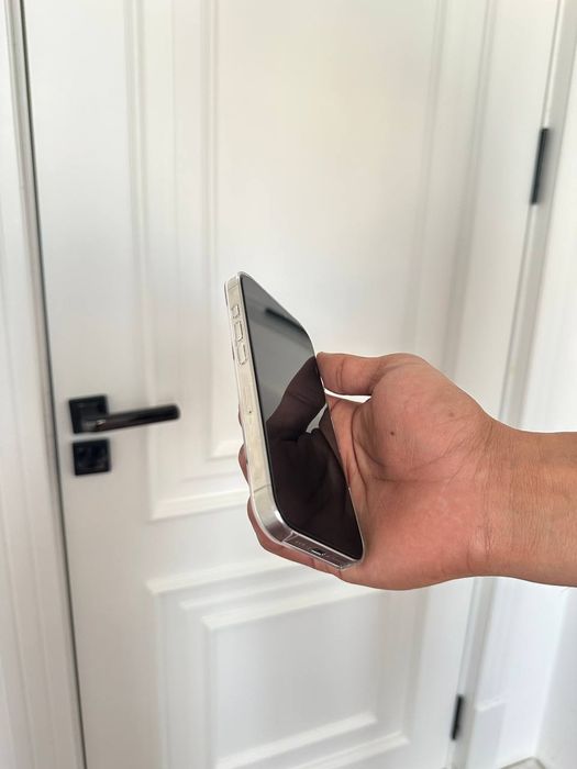 Iphone 16 pro CH/A region 128 xotirasi 15 cycle yangi tel 2 ta sim kar