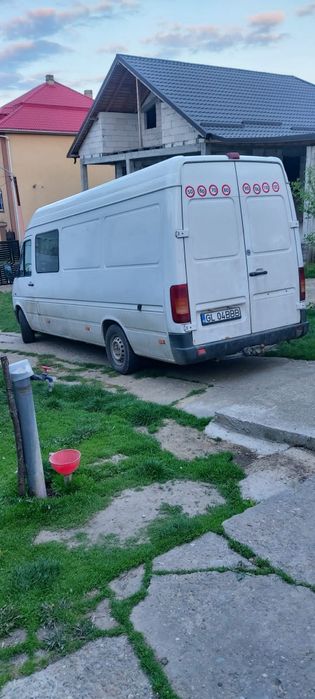 Vand wv LT 35 cu locuri 8 plus 1 plus marfa in 3 panouri
