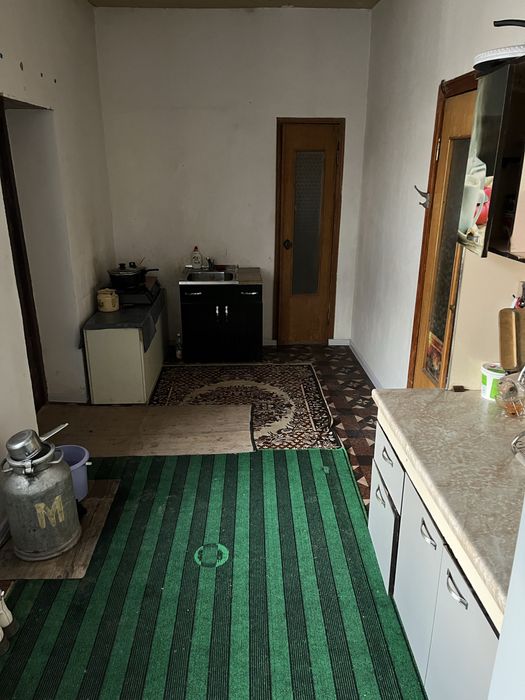 Dalahovli sotiladi srochna arzon narxda hamma sharoiti bor