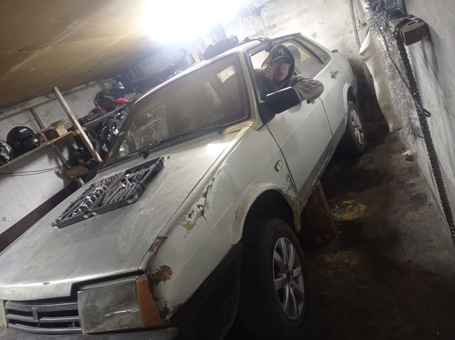 Продам ваз 21099