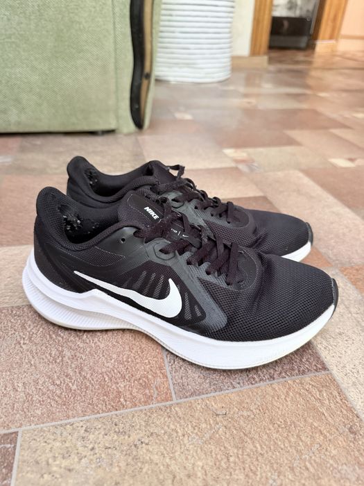 Nike короссовки