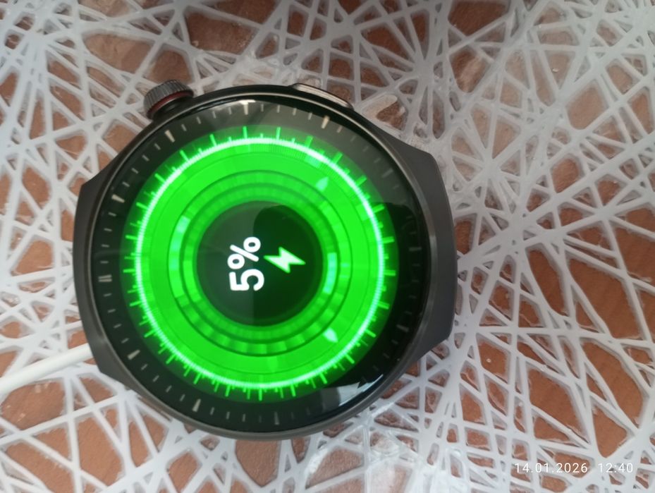 Продам Смарт часы HW6MAX