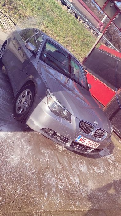 BMW 5 Series 2004