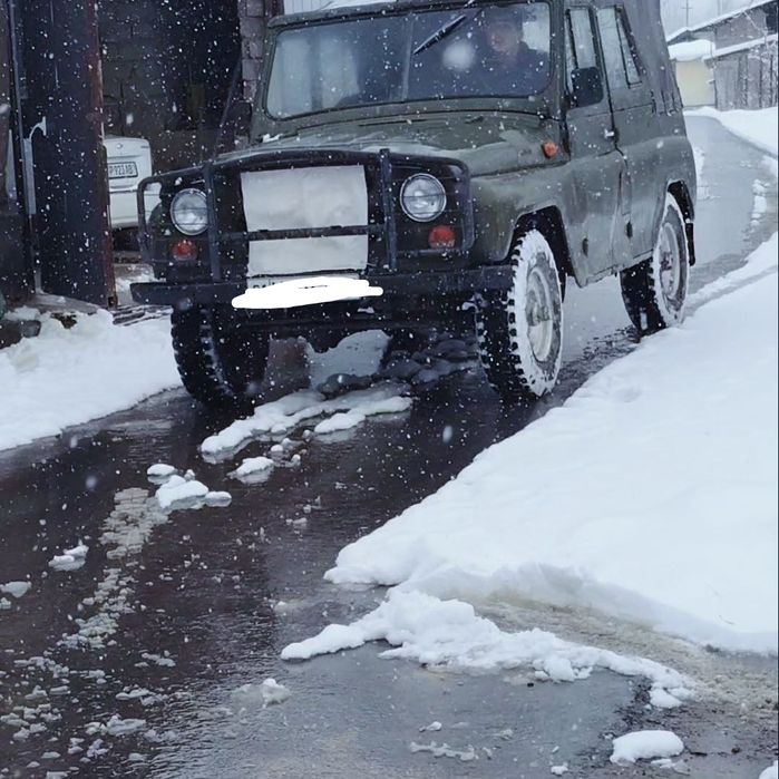 UAZ Srochna sotiladi