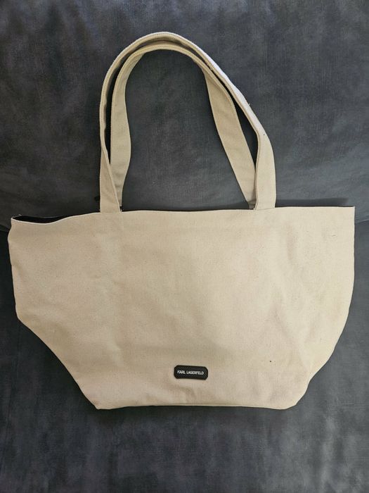 Karl Lagerfeld чанта