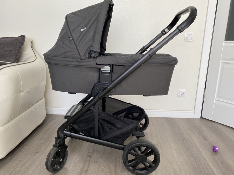 Детская коляска