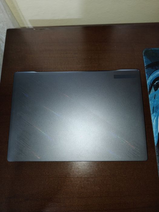 Asus Rog Zephyrus m16