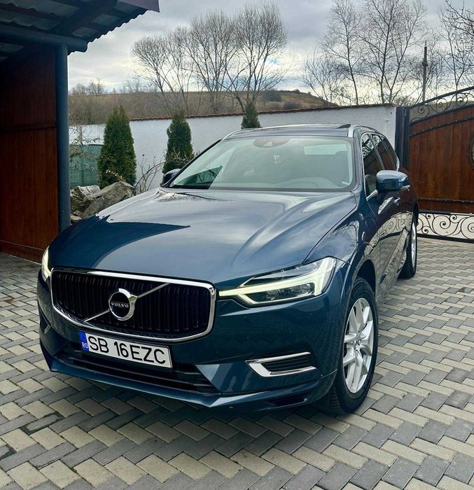 Volvo XC60 T8 Momentum • TwinEngine • PlugIn Hybrid • AWD • 303 CP