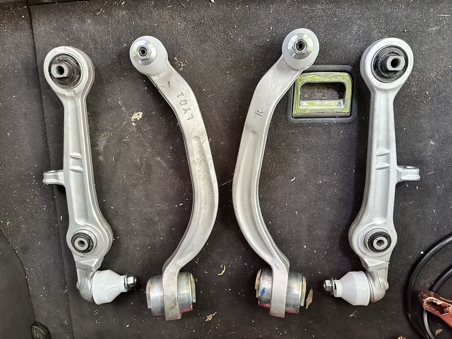 Носачи Audi A6 C5 Avant Quattro