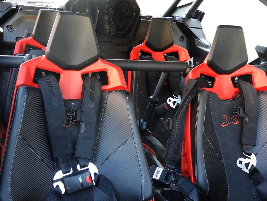 SSV Can-Am Maverick R MAX XRS DCT SAS MY2025 | Finantare rapida