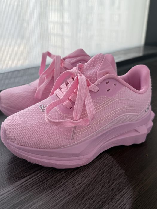 Кроссовки детские 28 размер