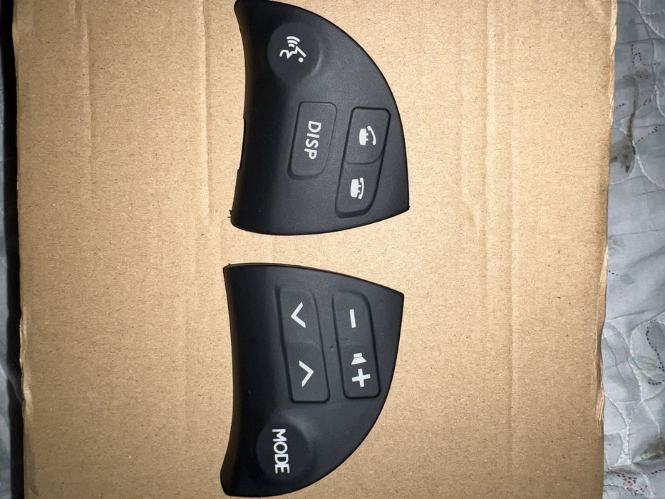 Кнопки на мультируль Lexus ES350