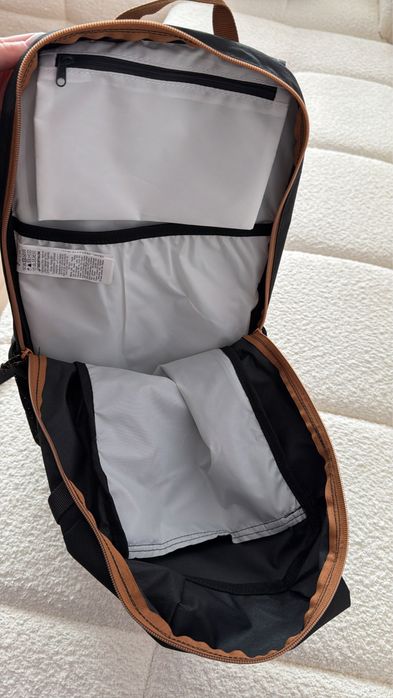 Чисто НОВА раница