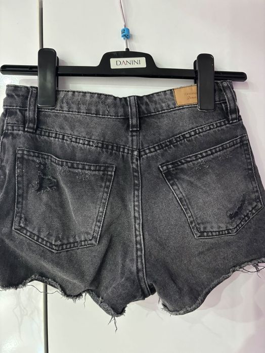 Къси панталони Terranova