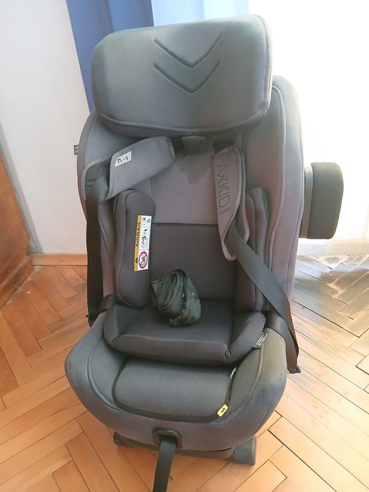Axkid Стол за кола Minikid 4