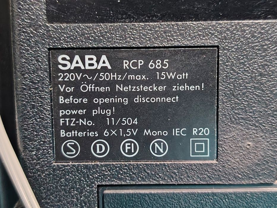 SABA RCP 685  Stereo radio casetofon dublu portabil