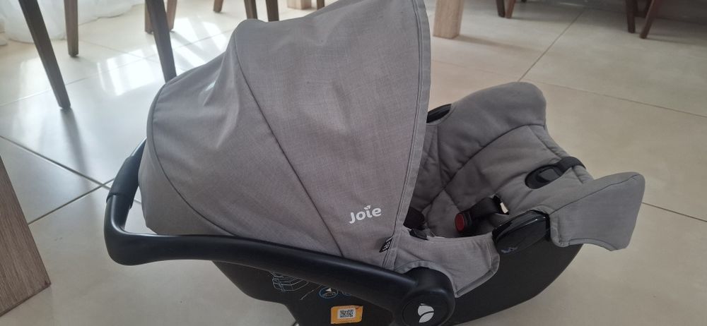 Vând scoică auto Joie Gemm 0-13 kg