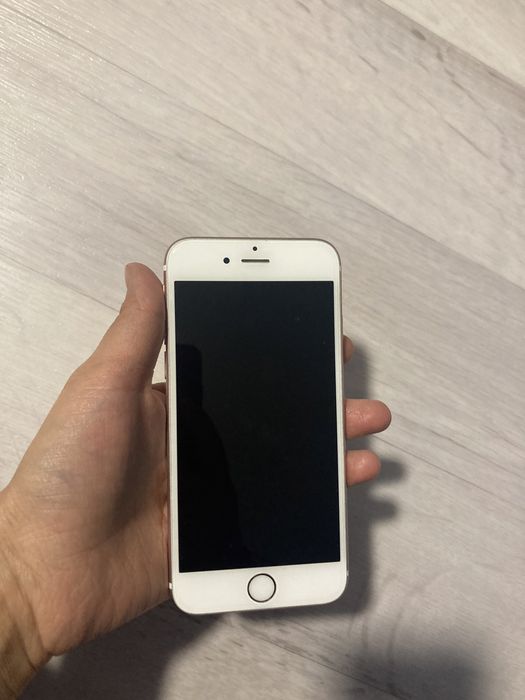 Iphone 6 в идеальном состоянии. 16 мб.