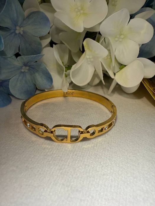 Продам Женские Браслеты, Новый, Messika, Dior.