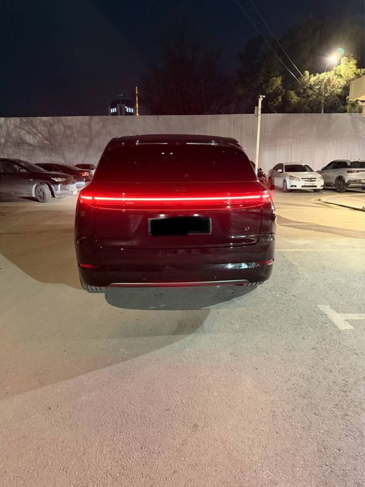 Li 7 Ultra qora 24/25