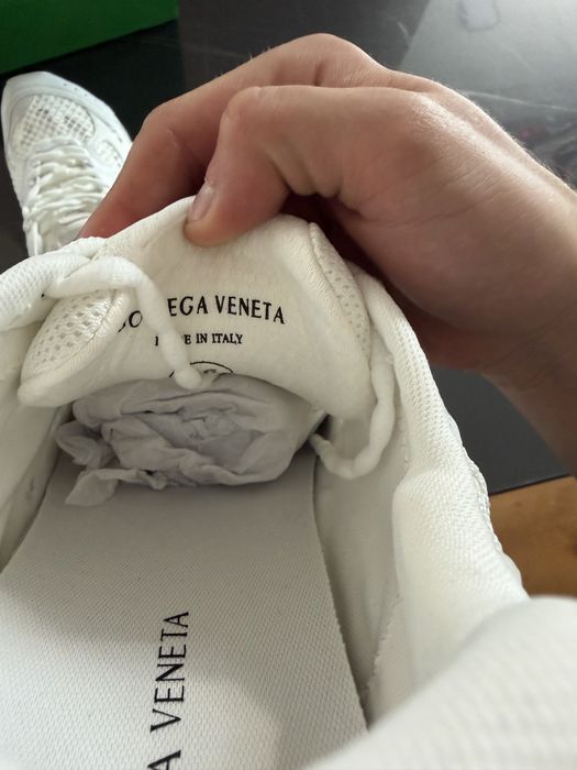 Bottega Veneta White 45