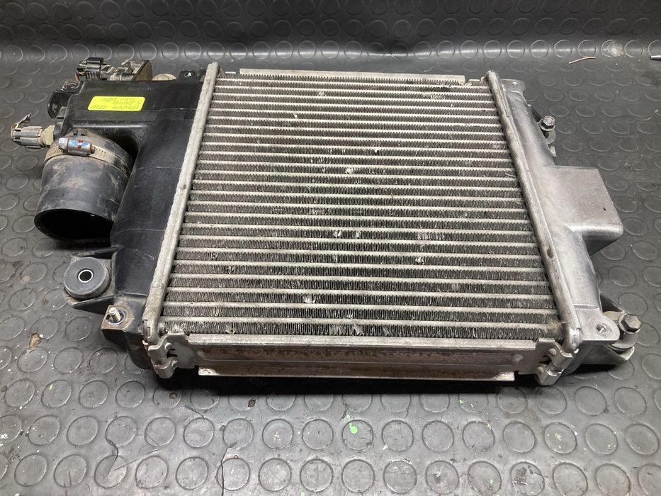 Интеркулер за тойота ланд крузер J120/toyota land cruiser J120 03-08г