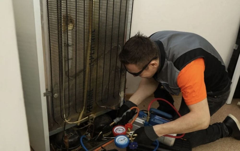 Ремонт и установка холодильников