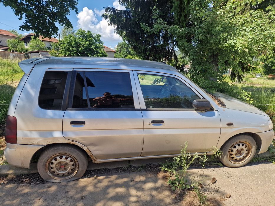 Mazda demio 1.3 72к.с