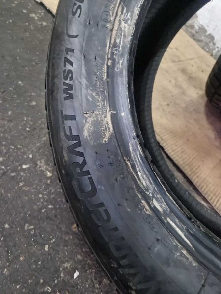 4 Kumho R17 215/60/ 
зимни гуми 
DOT3721
