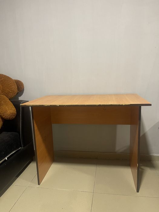 Стол офисный рабочии, парта