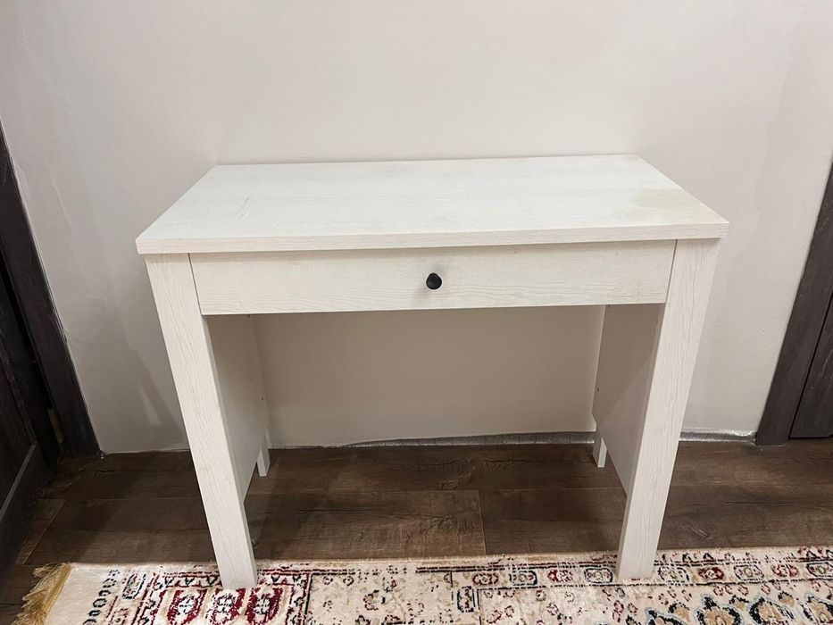 Туалетный столик