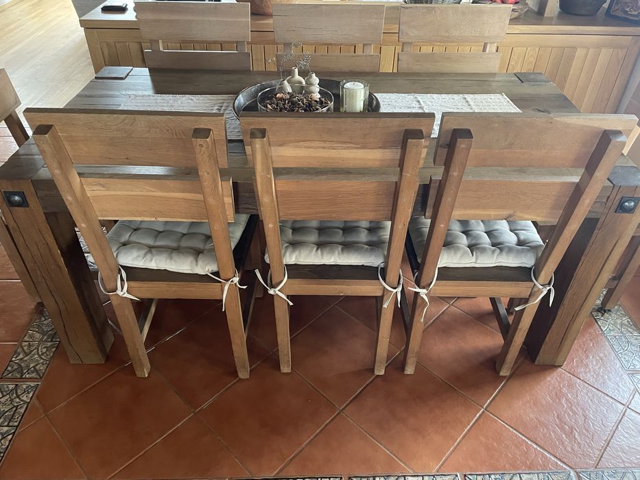 Stejar masiv, masa + 8 scaune de vanzare