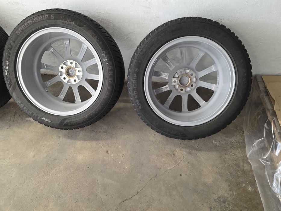VW, Комплект 17" джанти Autec Valenti със зимни гуми Semperit 215/55 R17 (DOT 2023)
