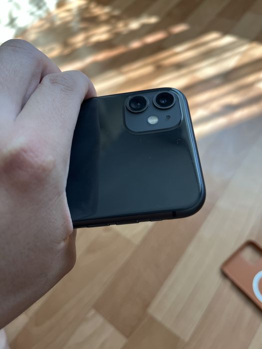 Iphone 11 black 64