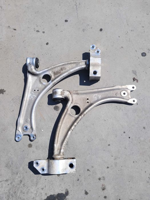 Brat bascula fata stanga dreapta Audi Q3 2012-2018
