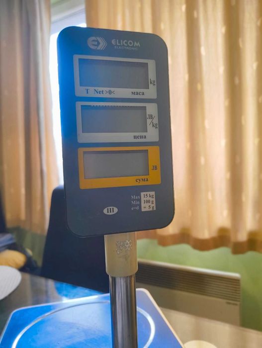 Електронна везна, търговска