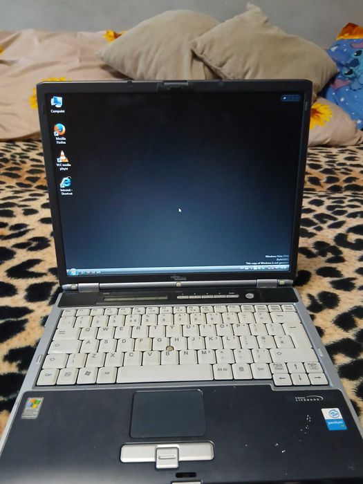 Laptop  fugitsu siemens lifebook