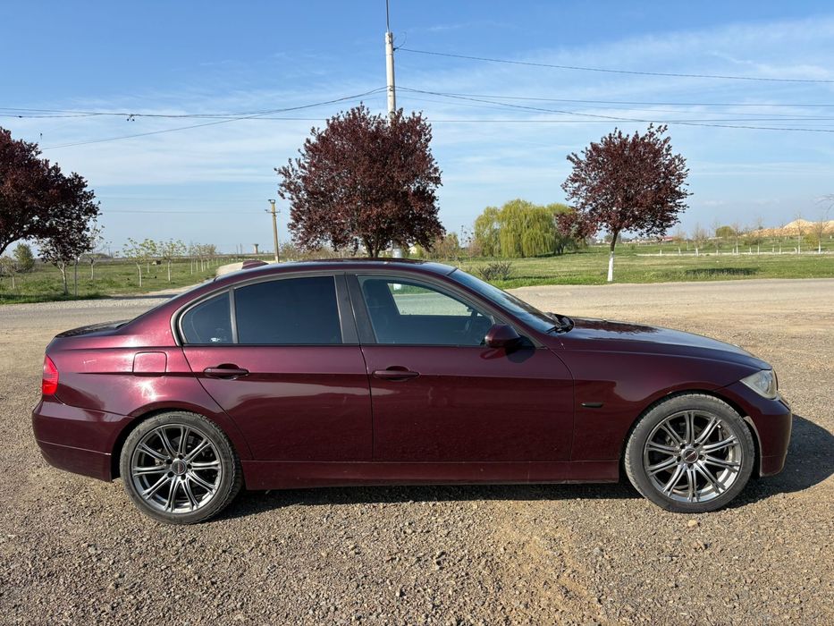 BMW E90 2007 2.0D