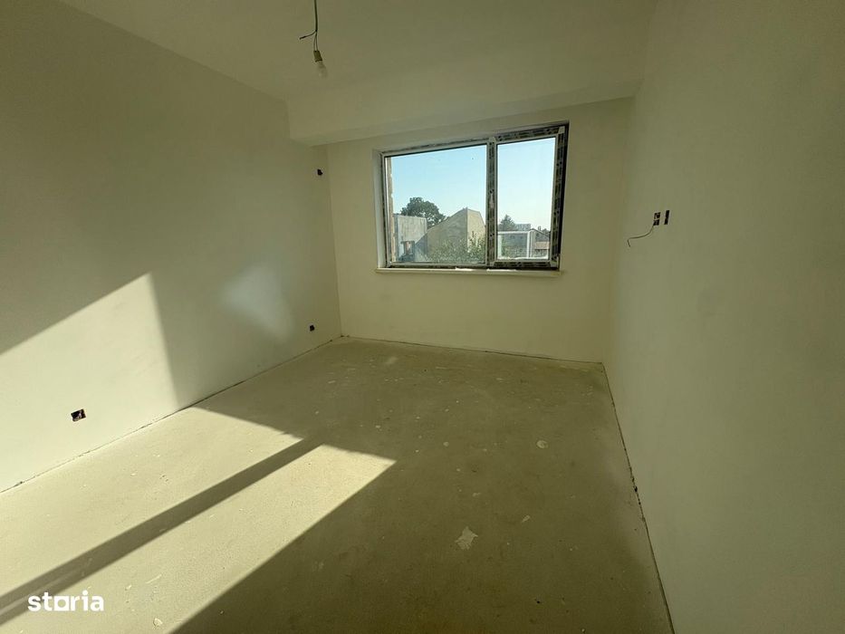 Apartament 3 camere | 1 Mai | Semifinisat | Parcare inclusa | etj 2