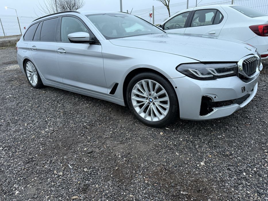 Bmw 530d xdrive 286cp 2021 Led full 106000 km avariat pret fix fix