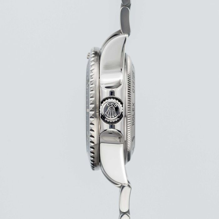 Rolex DEEPSEA Sea-Dweller 116660