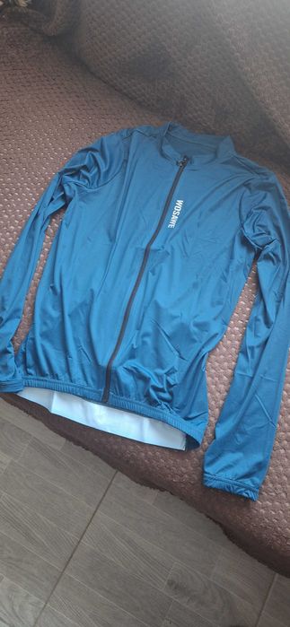 Ново вело джърси