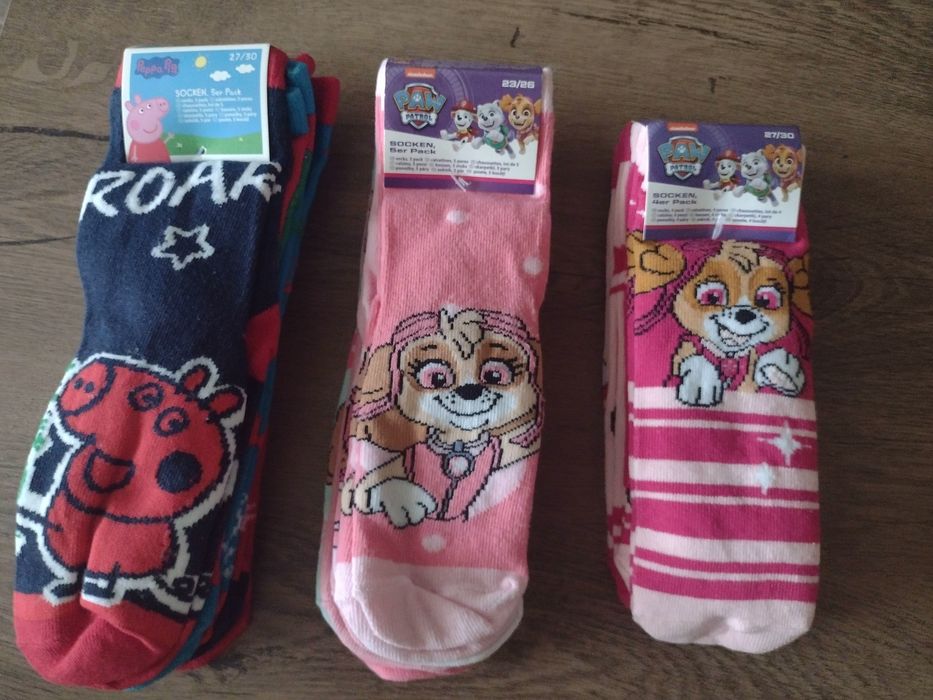 Детски чорапи  всеки три  комплекта по 5чифта  общо 15бр.