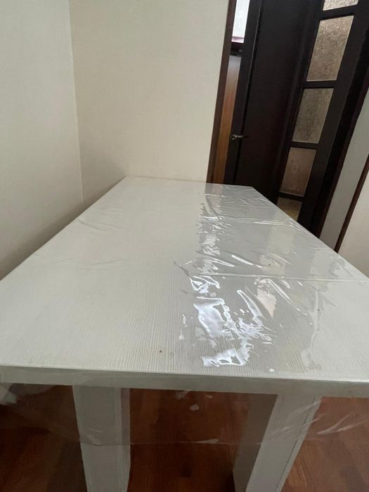 Кухонный стол,хорошое качество