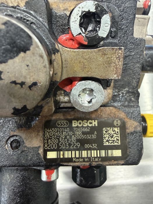 Рециклирана горивна помпа Bosch 0445010140 – Nissan, Opel, Renault 2.5 Diesel